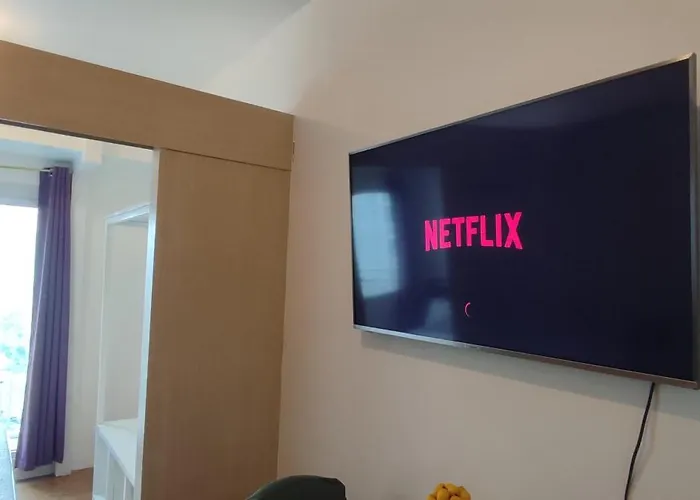 Linda's Apartment *