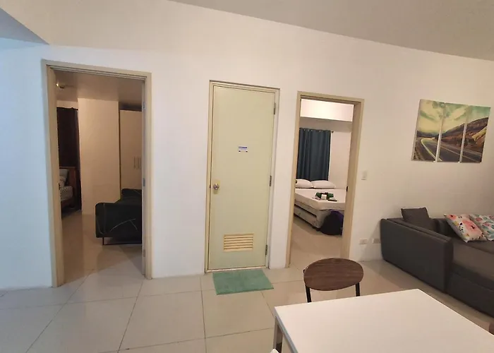 Linda's Manila